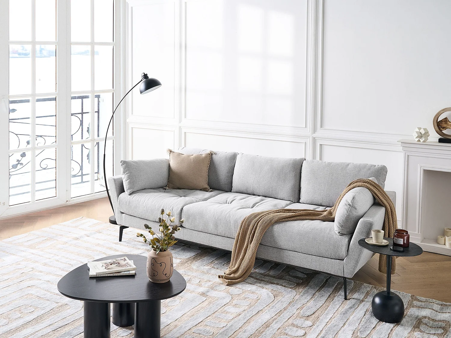 Sofa NENOLA Szary dla 4 osób