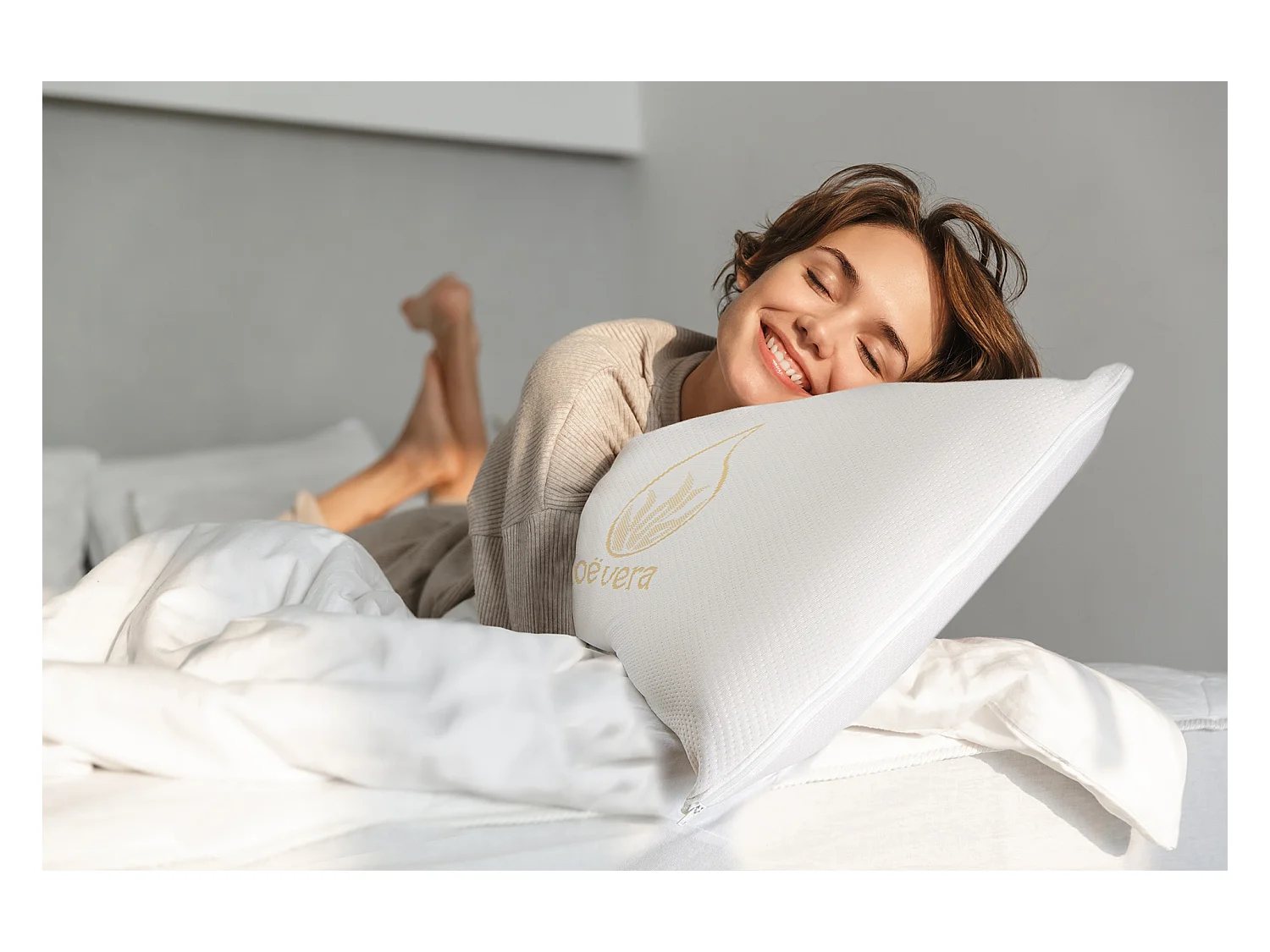 Oreiller en Mousse à Mémoire de Forme Aloe Vera - Housse Déhoussable - 40x70 Cm