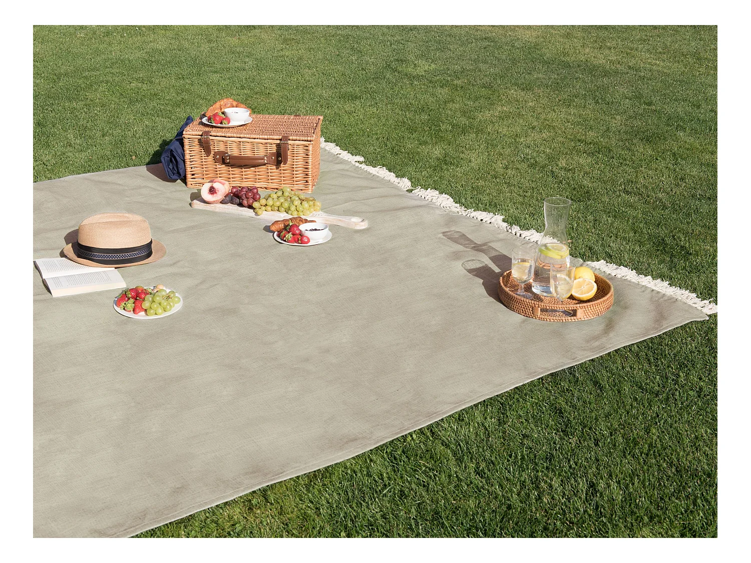 Picknickkleed DHANDI 200 x 200 cm Taupe