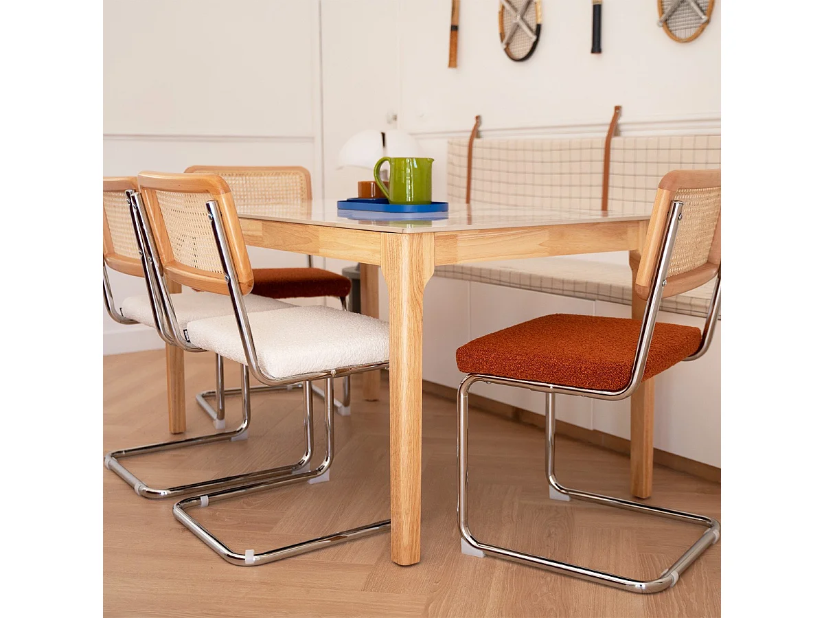 Table à manger en céramique effet pierre blanche 6 personnes, piètement bois 140 cm - Sally