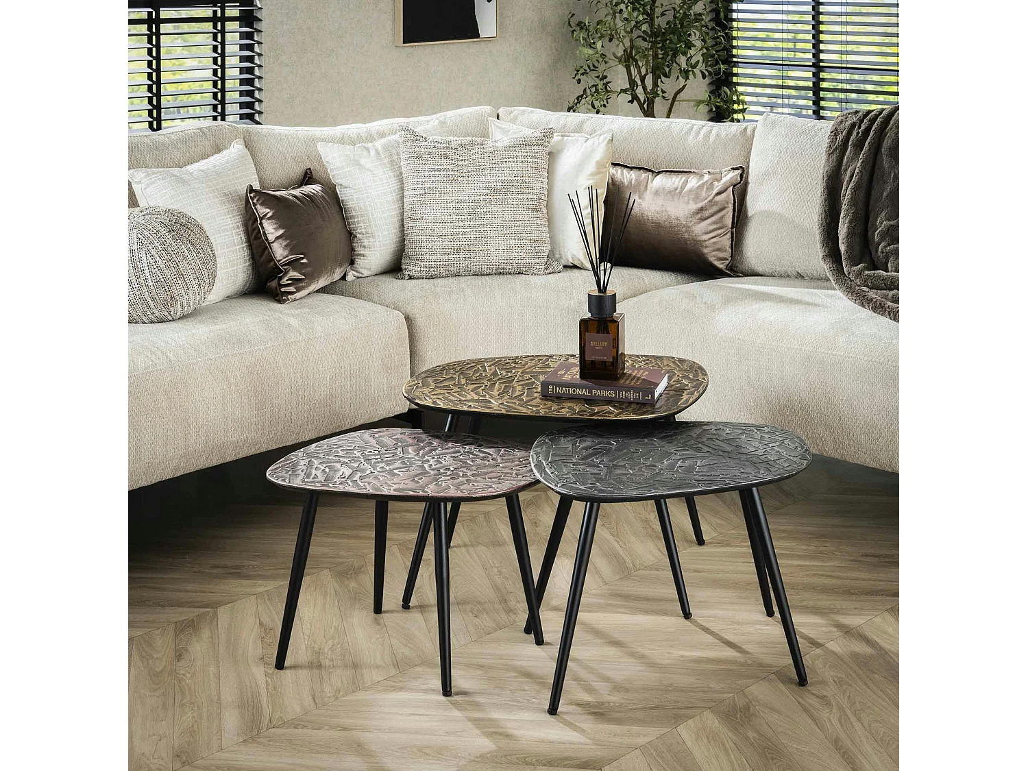 Table de salon gigogne finition argent, cuivre et or (lot de 3) RALF