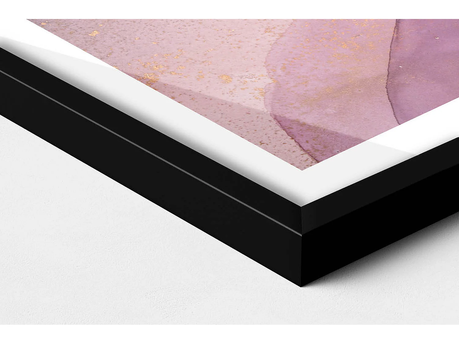 Tableau décoratif avec cadre noir, Formes dorées fluides sur fond beige 60 x 40 cm– Parfait pour le salon ou la chambre