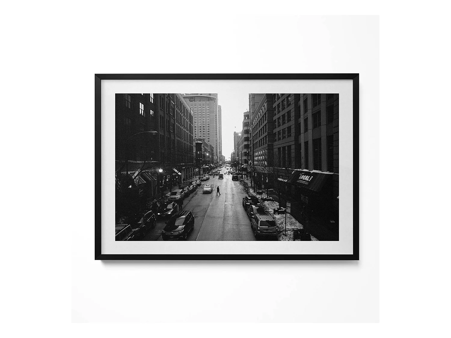 Tableau décoratif avec cadre noir, Rues noires et blanches de Chicago 100 x 70 cm– Parfait pour le salon ou la chambre