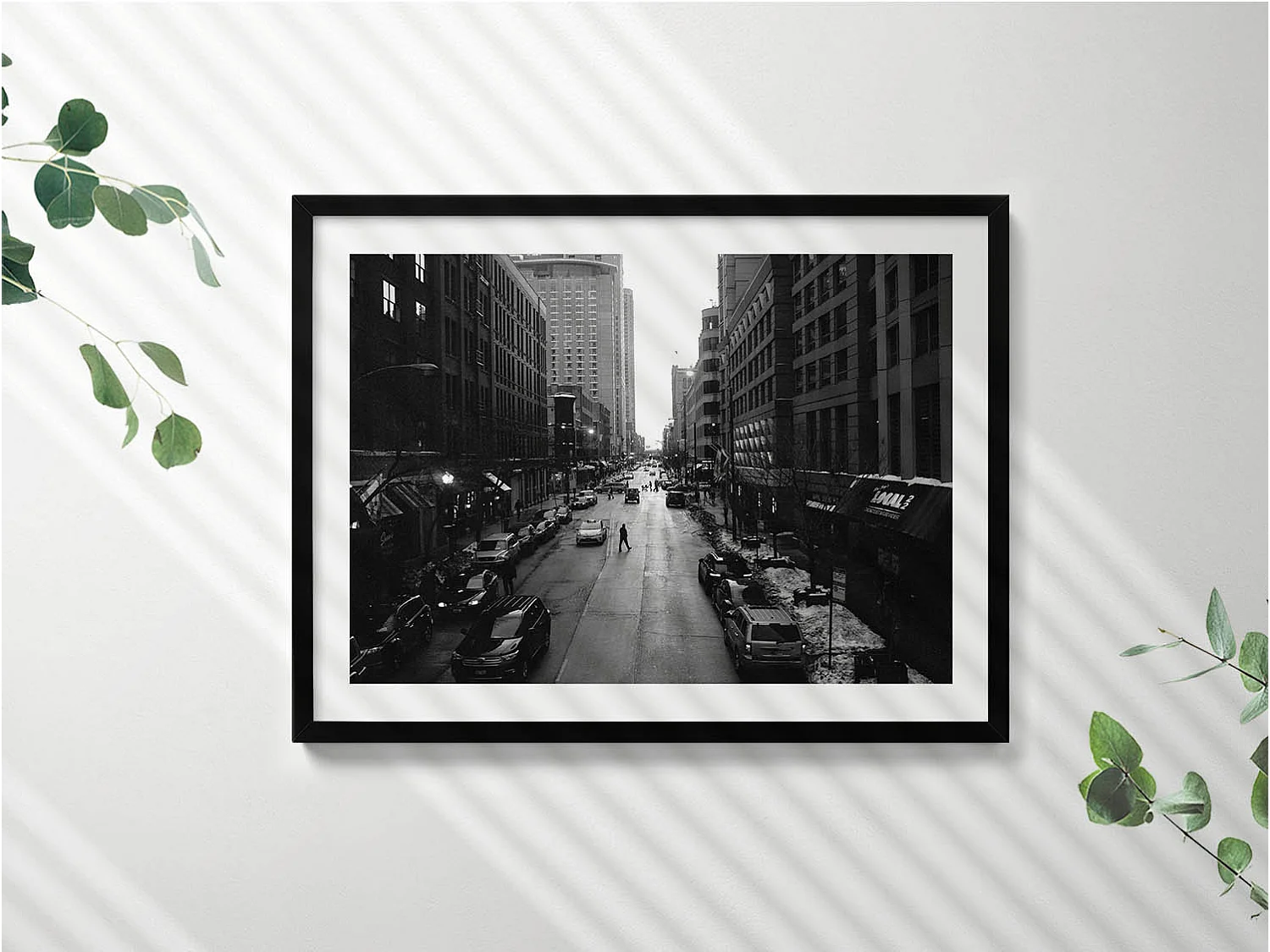 Tableau décoratif avec cadre noir, Rues noires et blanches de Chicago 80 x 60 cm– Parfait pour le salon ou la chambre