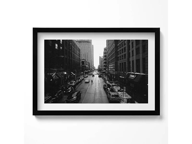 Decoratief schilderij met zwarte lijst, Zwart-witte straten van Chicago 60 x 40 cm – Perfect voor de woon- of slaapkamer