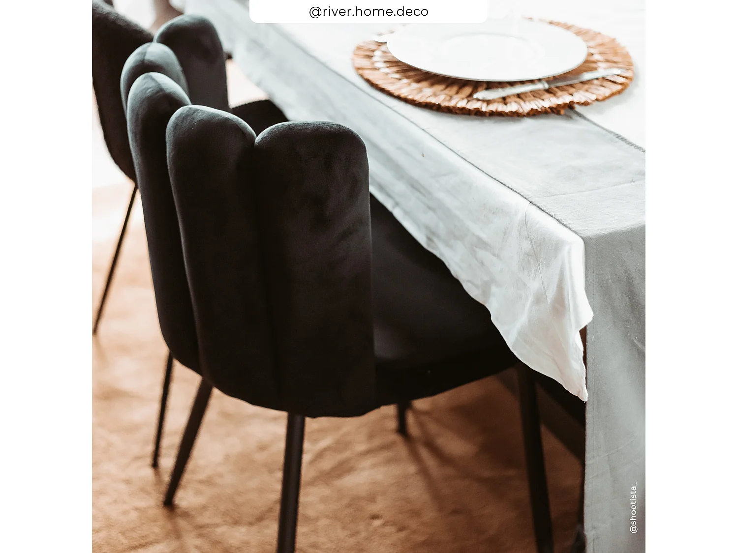 Sedia in velluto nero e gambe in metallo nero - Rosy