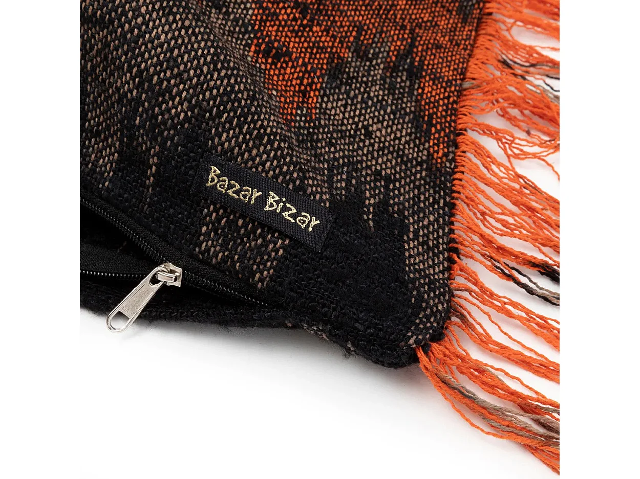 De Oh My Gee Kussenhoes - Zwart Oranje - 35x100