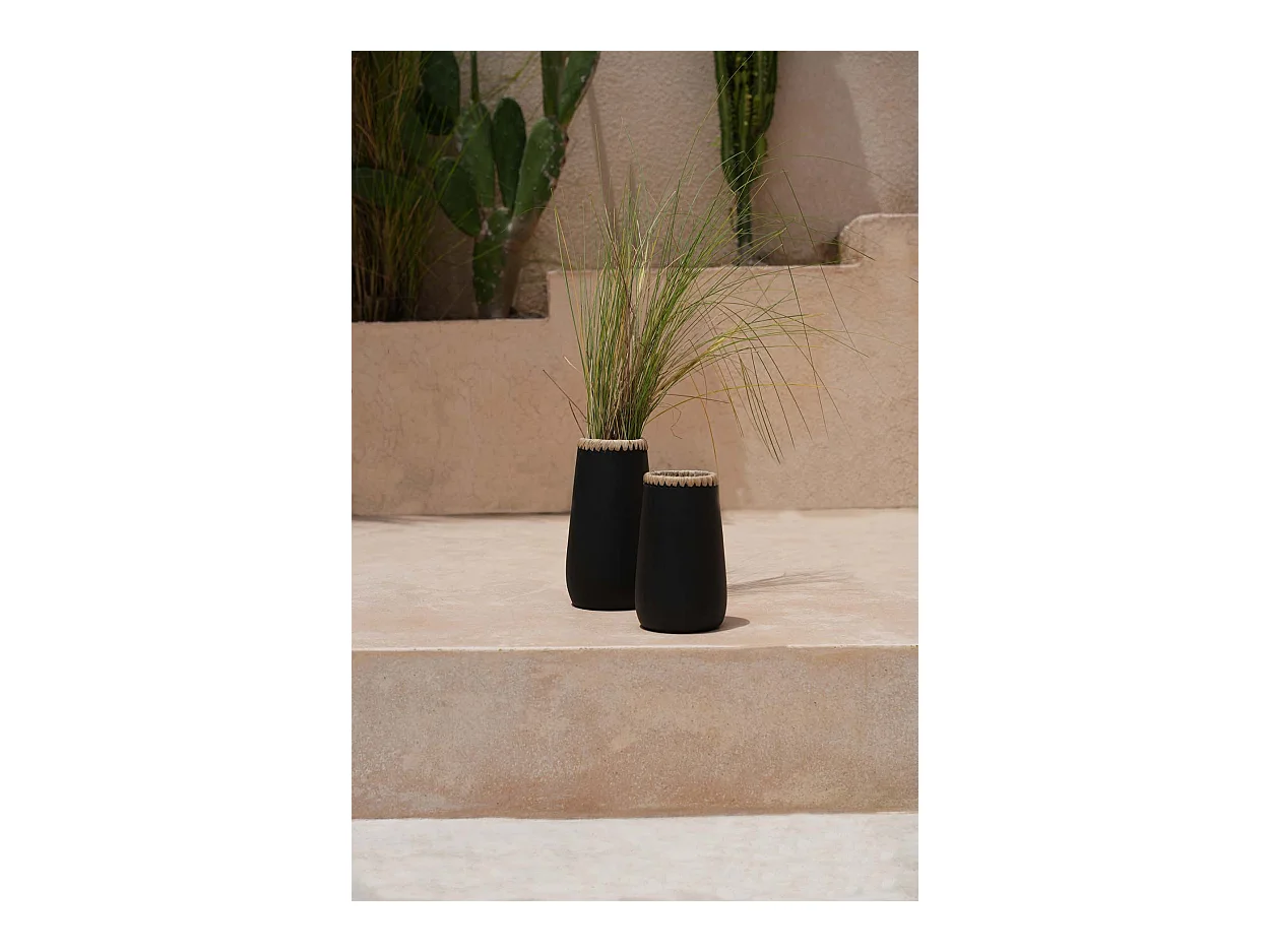 El Jarrón Sneaky - Negro Natural - S