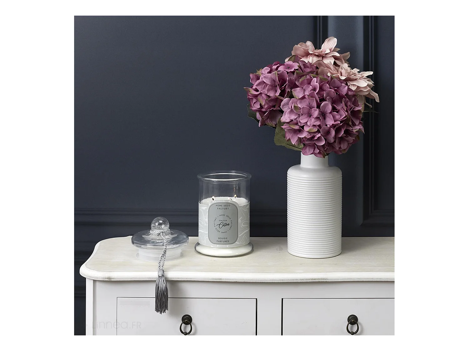 Bougie parfumée 3 mèches en coton NAOMI senteur fleur de coton gris