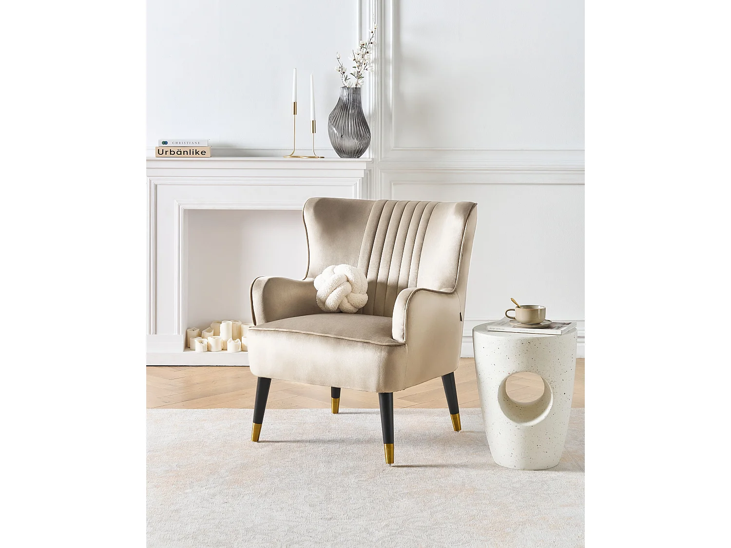 Fauteuil à oreilles VARBERG Velours Beige