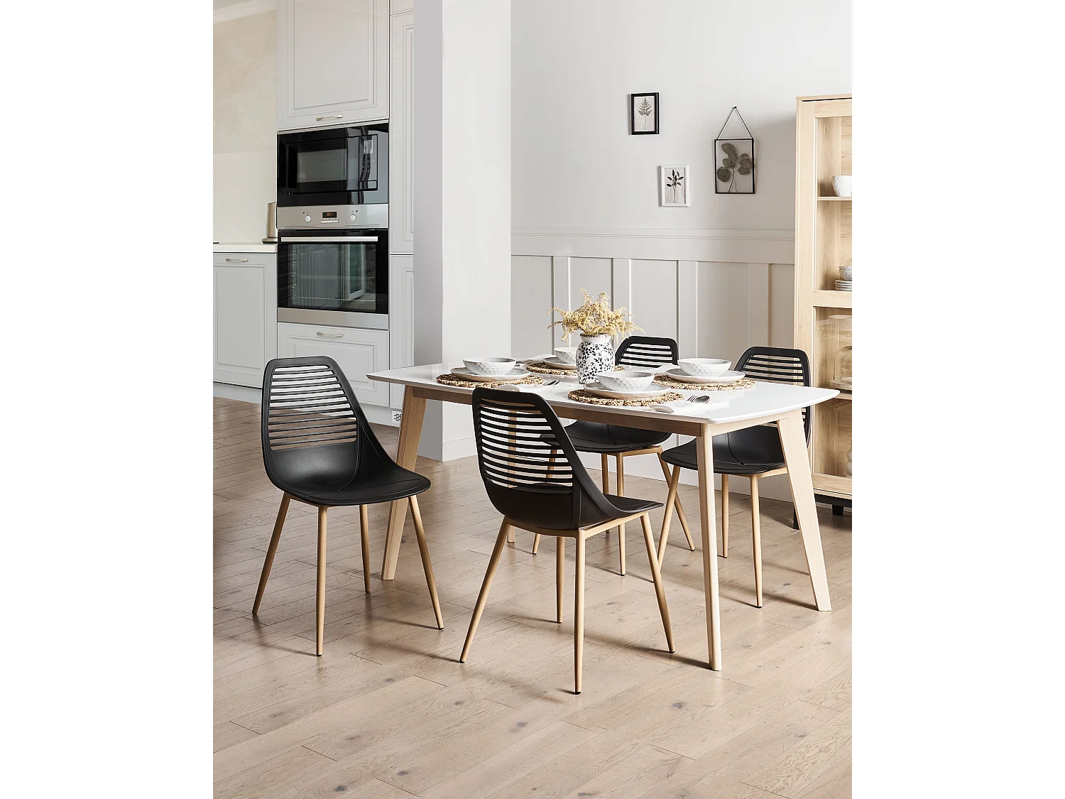 Lot de 4 chaises de salle à manger MONTELLO Noir