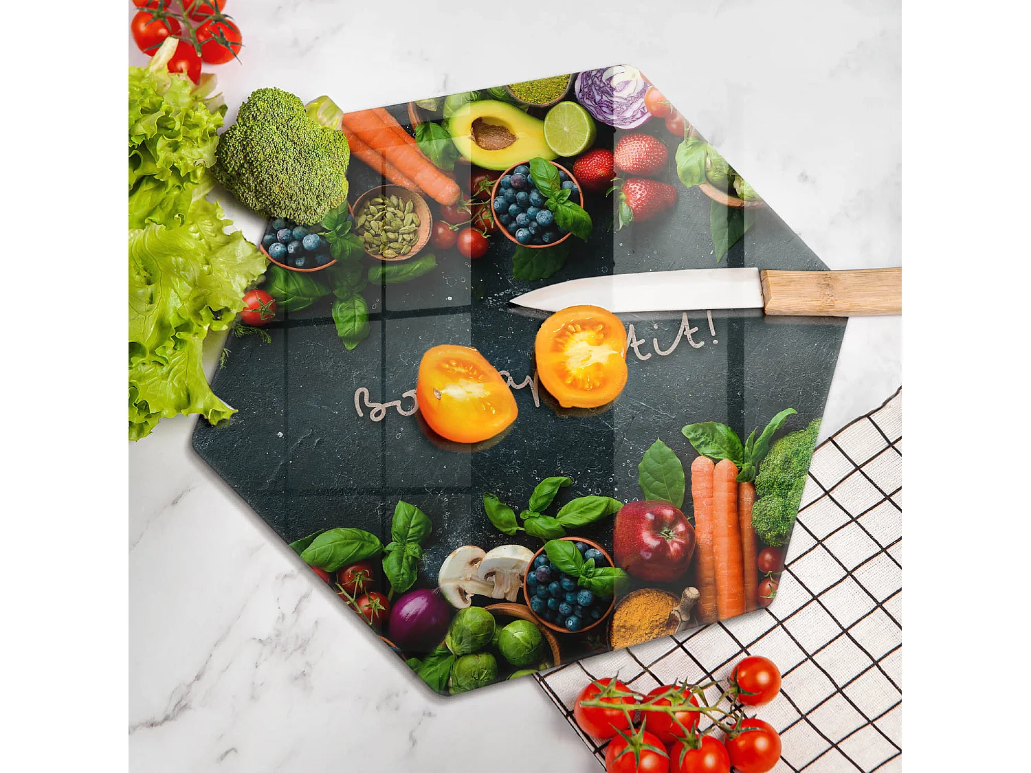 Planche de cuisine hexagonale en verre avec une phrase "Fruits et légumes, Bon appétit!" 40 cm