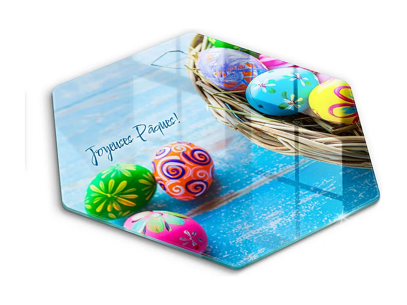 Planche de cuisine hexagonale en verre avec une phrase "Joyeuses Pâques!" 40 cm