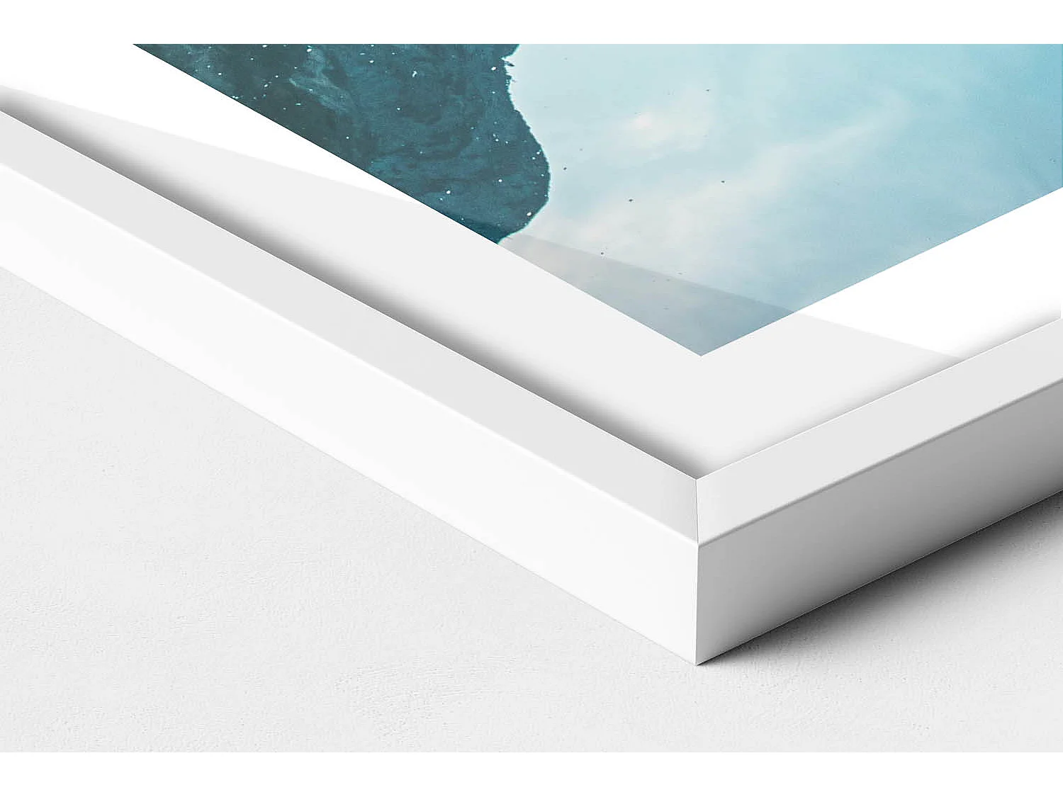 Tableau décoratif avec cadre blanc, Bateaux sur le lac 60 x 80 cm– Parfait pour le salon ou la chambre