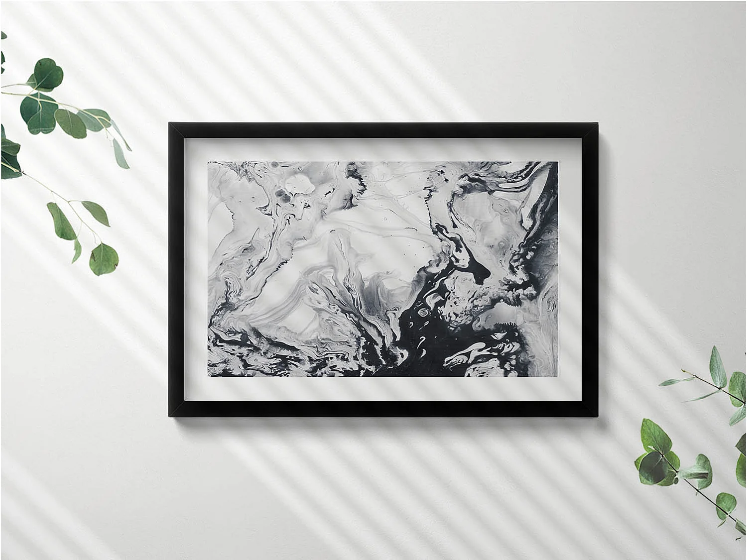 Tableau décoratif avec cadre noir, Abstraction d'encre - encre de marbre 60 x 40 cm– Parfait pour le salon ou la chambre