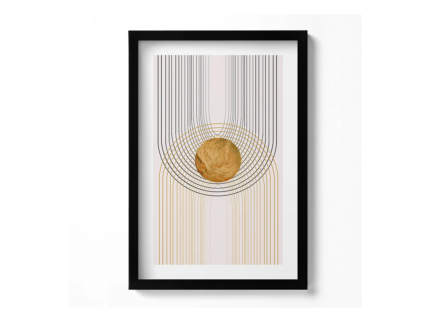 Tableau décoratif avec cadre noir, Formes dorées fluides sur fond beige 40 x 60 cm– Parfait pour le salon ou la chambre