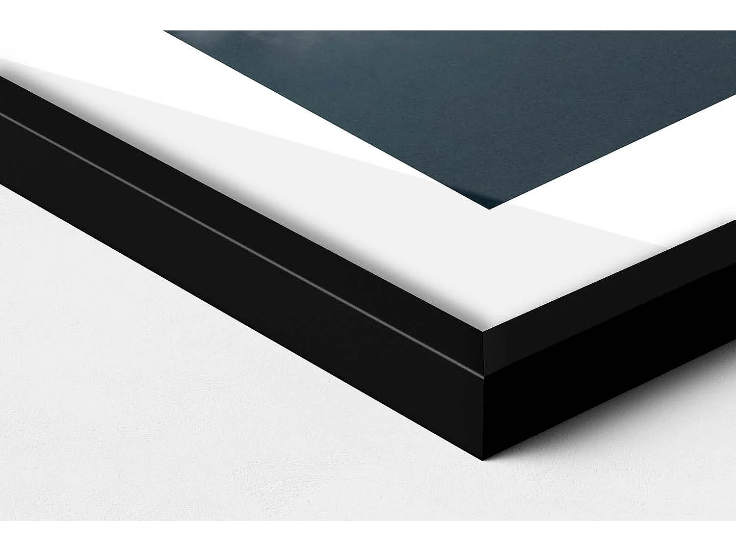 Tableau décoratif avec cadre noir, Vol en montgolfière entre les nuages 70 x 100 cm– Parfait pour le salon ou la chambre