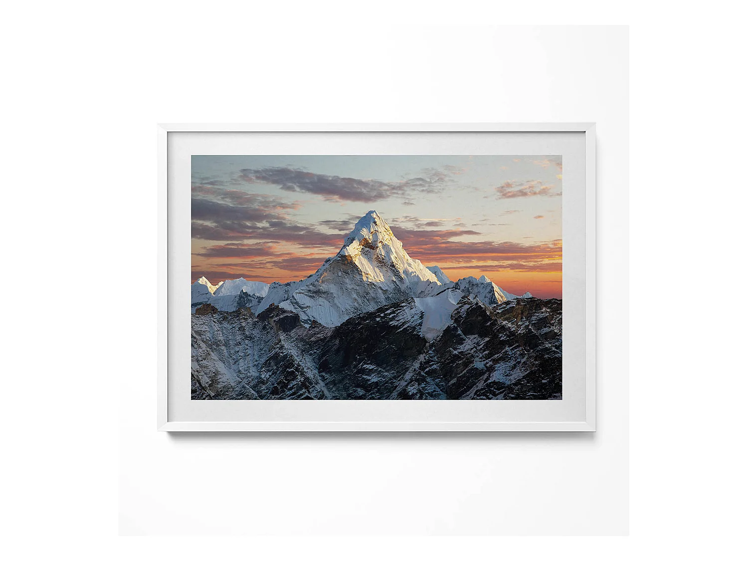 Tableau décoratif avec cadre blanc, Formes dorées fluides sur fond beige 100 x 70 cm– Parfait pour le salon ou la chambre