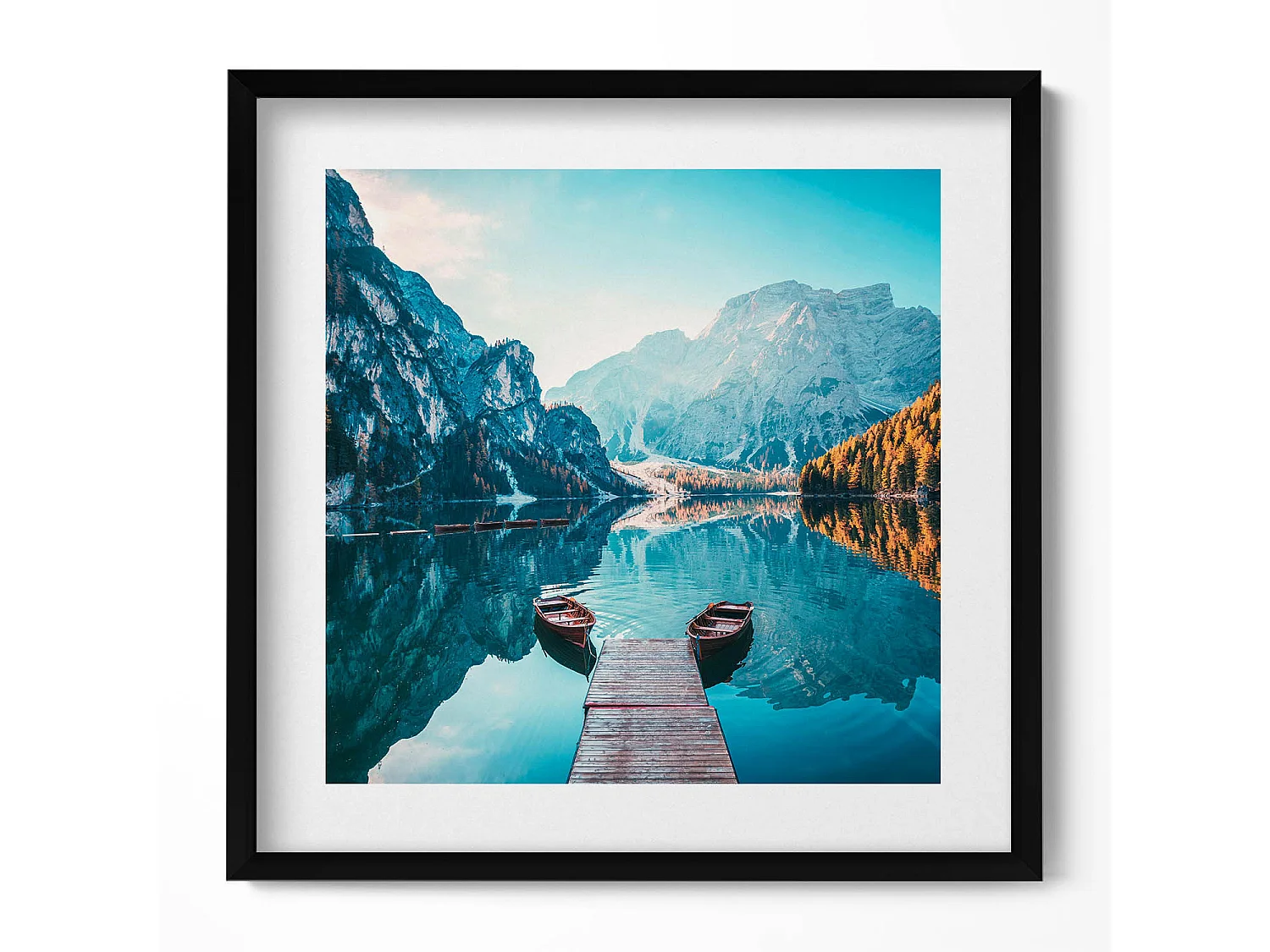 Tableau décoratif avec cadre noir, Bateaux sur le lac 50 x 50 cm – Parfait pour le salon ou la chambre