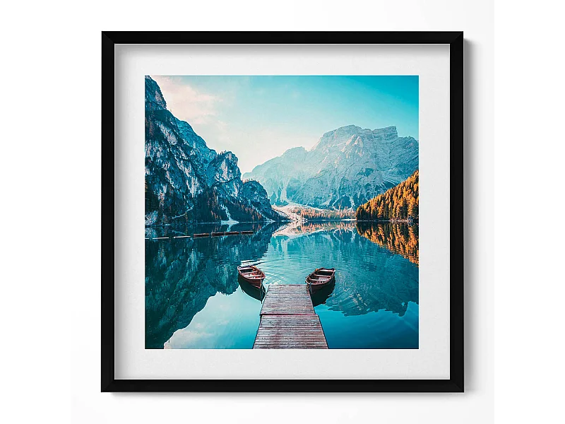 Dekoratives Gemälde mit schwarzem Rahmen, Boote auf dem See 50 x 50 cm – Perfekt für das Wohn- oder Schlafzimmer