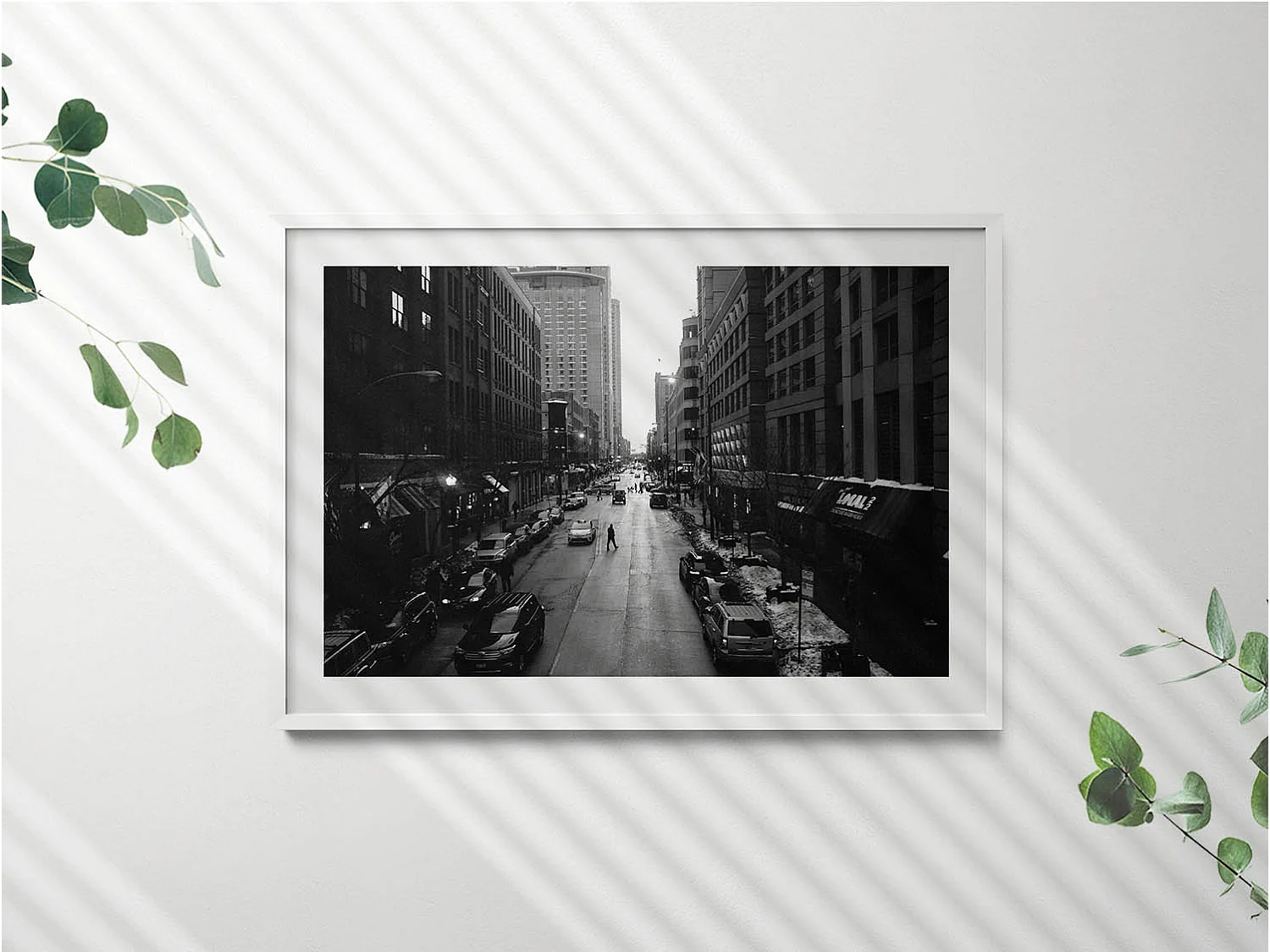 Dekoratives Gemälde mit weißem Rahmen, Schwarz-weiße Straßen von Chicago 100 x 70 cm – Perfekt für das Wohn- oder Schlafzimmer