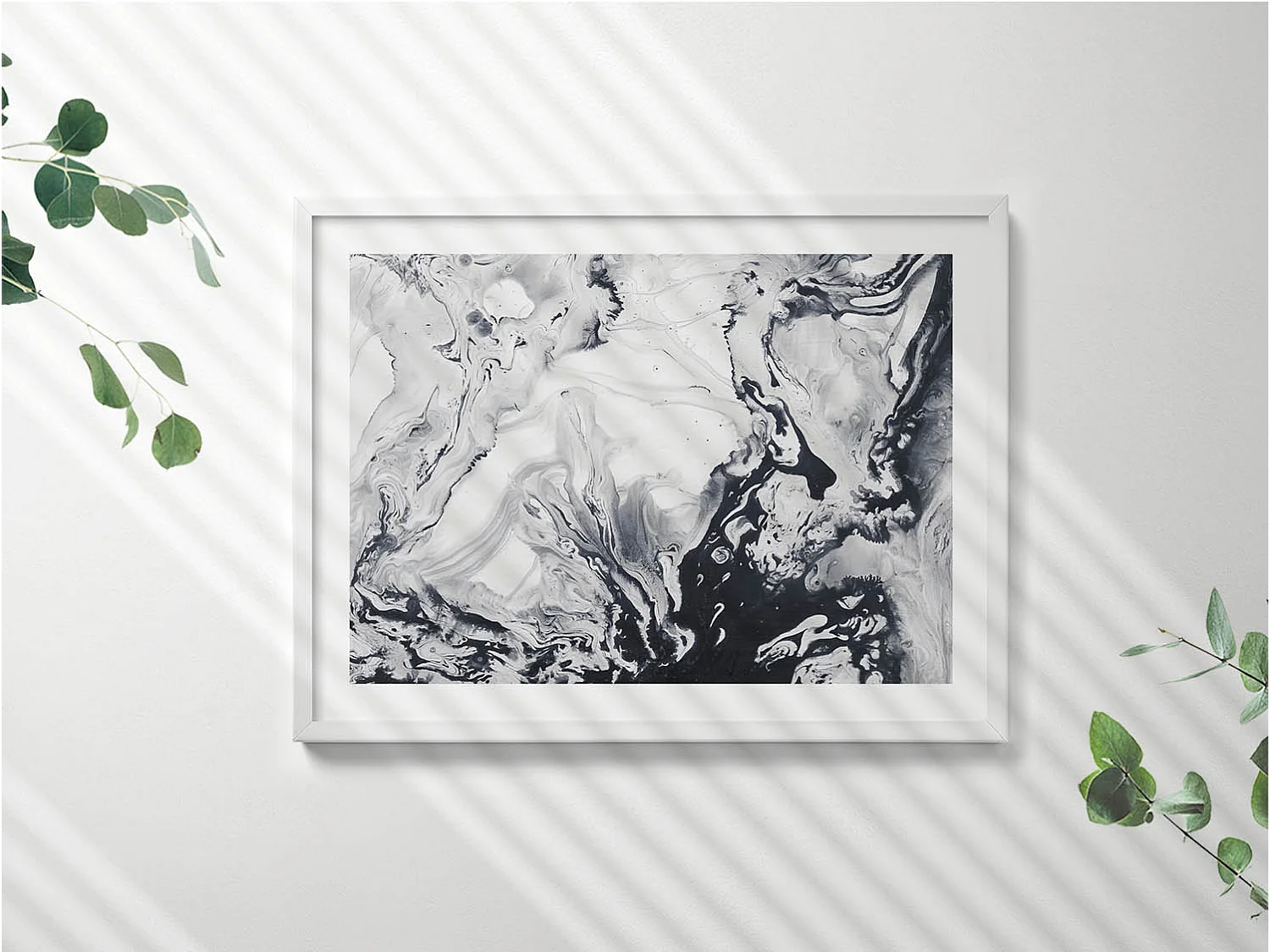 Dekoratives Gemälde mit weißem Rahmen, Tuscheabstraktion – Marmortinte 80 x 60 cm – Perfekt für das Wohn- oder Schlafzimmer