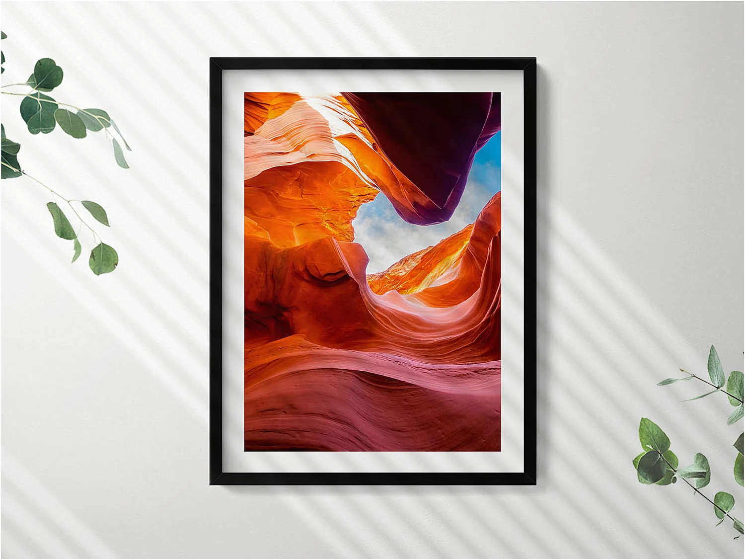 Quadro decorativo con cornice nera, Paesaggio roccioso del canyon 60 x 80 cm – Perfetto per il soggiorno o la camera da letto