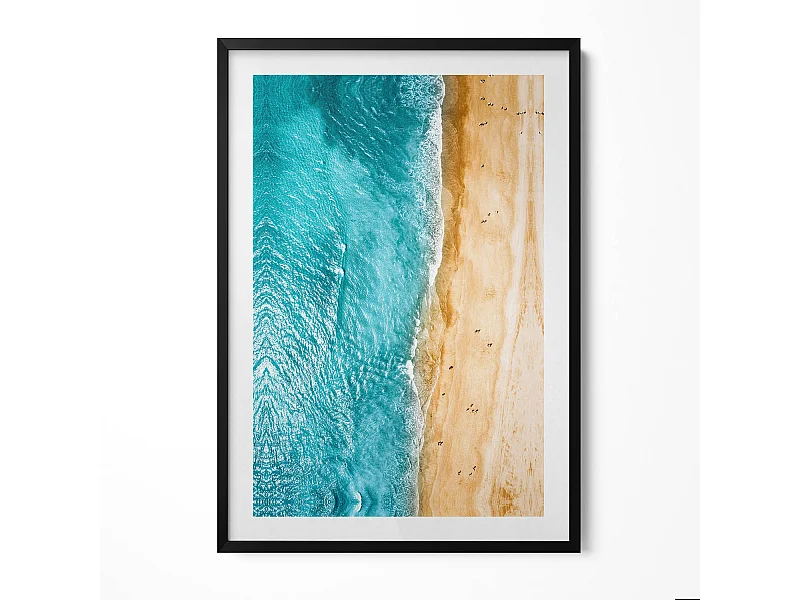 Decoratief schilderij met zwarte lijst, Sea Beach People 70 x 100 cm – Perfect voor de woon- of slaapkamer