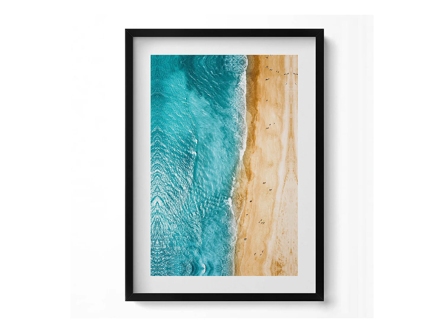 Tableau décoratif avec cadre noir, Gens de la plage de la mer 50 x 70 cm– Parfait pour le salon ou la chambre