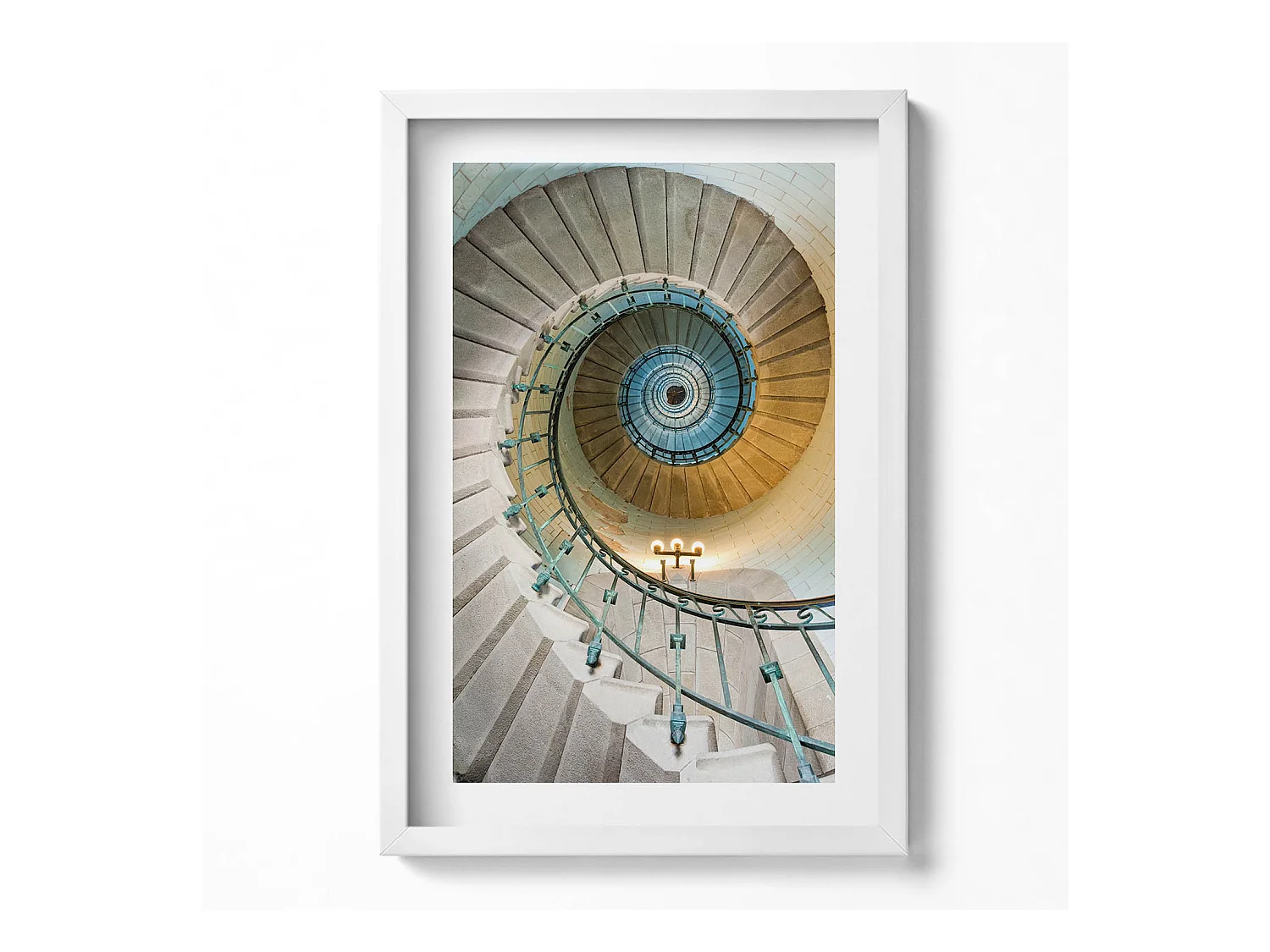Tableau décoratif avec cadre blanc, Escalier en colimaçon 40 x 60 cm– Parfait pour le salon ou la chambre