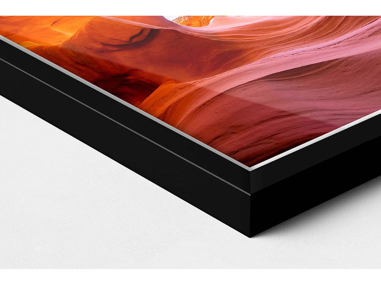 Dekoratives Gemälde mit schwarzem Rahmen, Rocky Canyon Landschaft 20 x 30 cm – Perfekt für das Wohn- oder Schlafzimmer