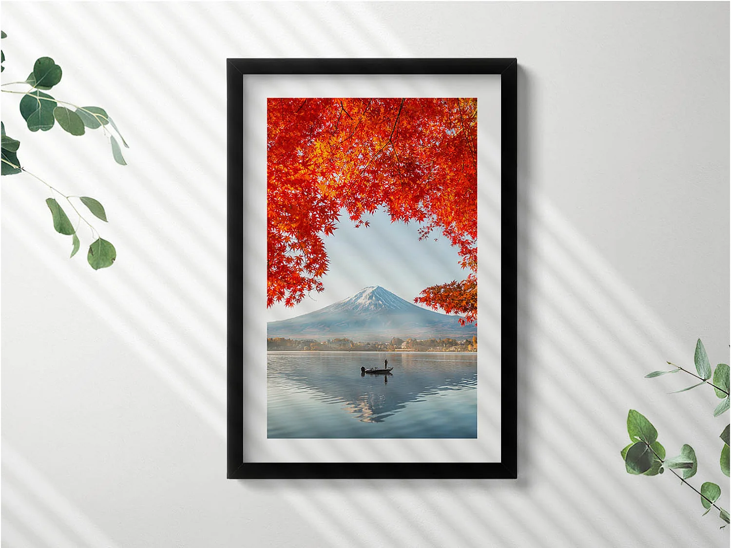 Dekoratives Gemälde mit schwarzem Rahmen, Landschaft des Fuji unter dem roten Baum 40 x 60 cm – Perfekt für das Wohn- oder Schlafzimmer