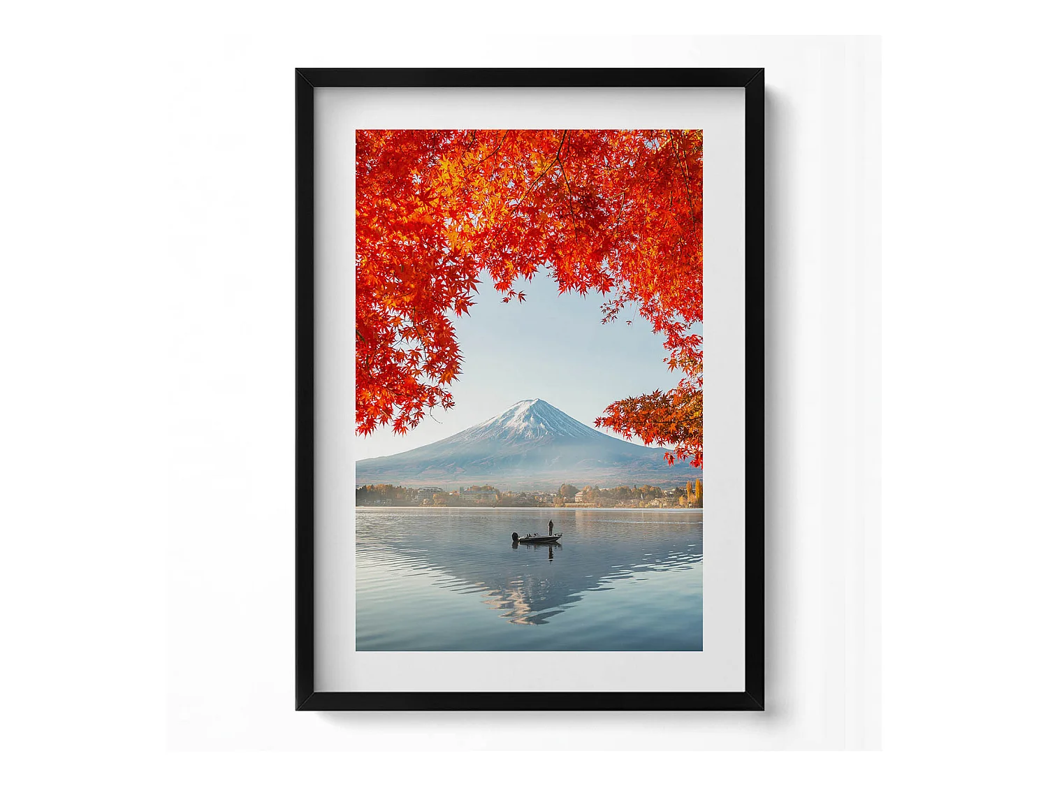 Tableau décoratif avec cadre noir, Paysage du Mont Fuji sous l'arbre rouge 50 x 70 cm– Parfait pour le salon ou la chambre