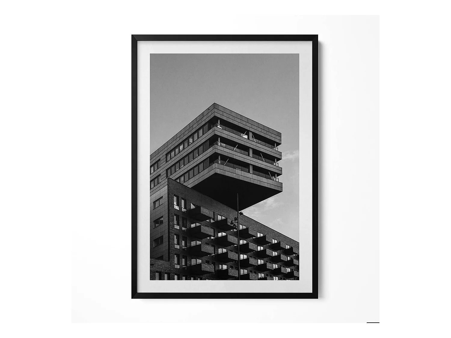 Tableau décoratif avec cadre noir, Architecture à Amsterdam 70 x 100 cm– Parfait pour le salon ou la chambre