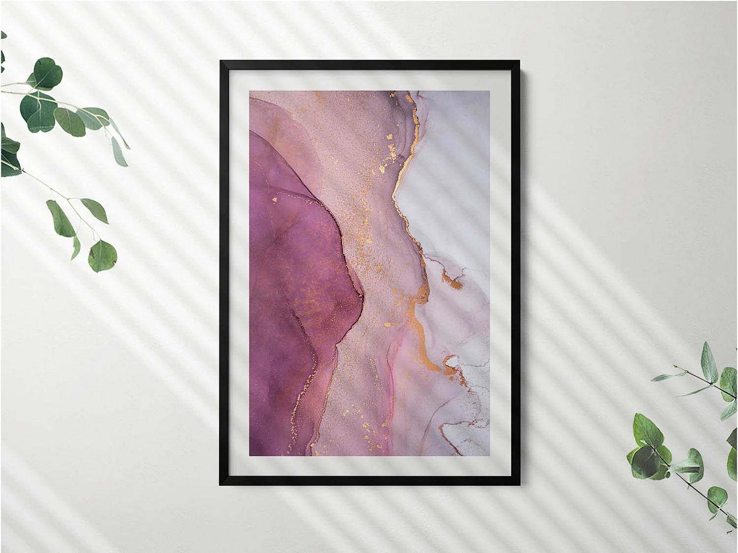 Tableau décoratif avec cadre noir, Abstraction fluide et délicate 70 x 100 cm– Parfait pour le salon ou la chambre