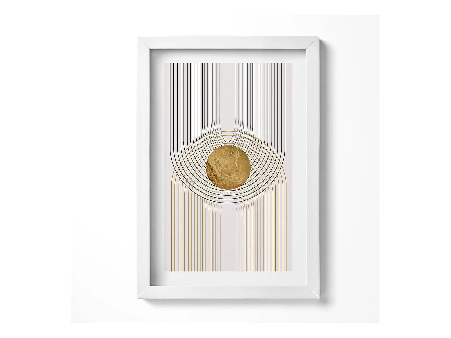 Decoratief schilderij met witte lijst, Vloeiende gouden vormen op beige achtergrond 20 x 30 cm - Perfect voor de woon- of slaapkamer