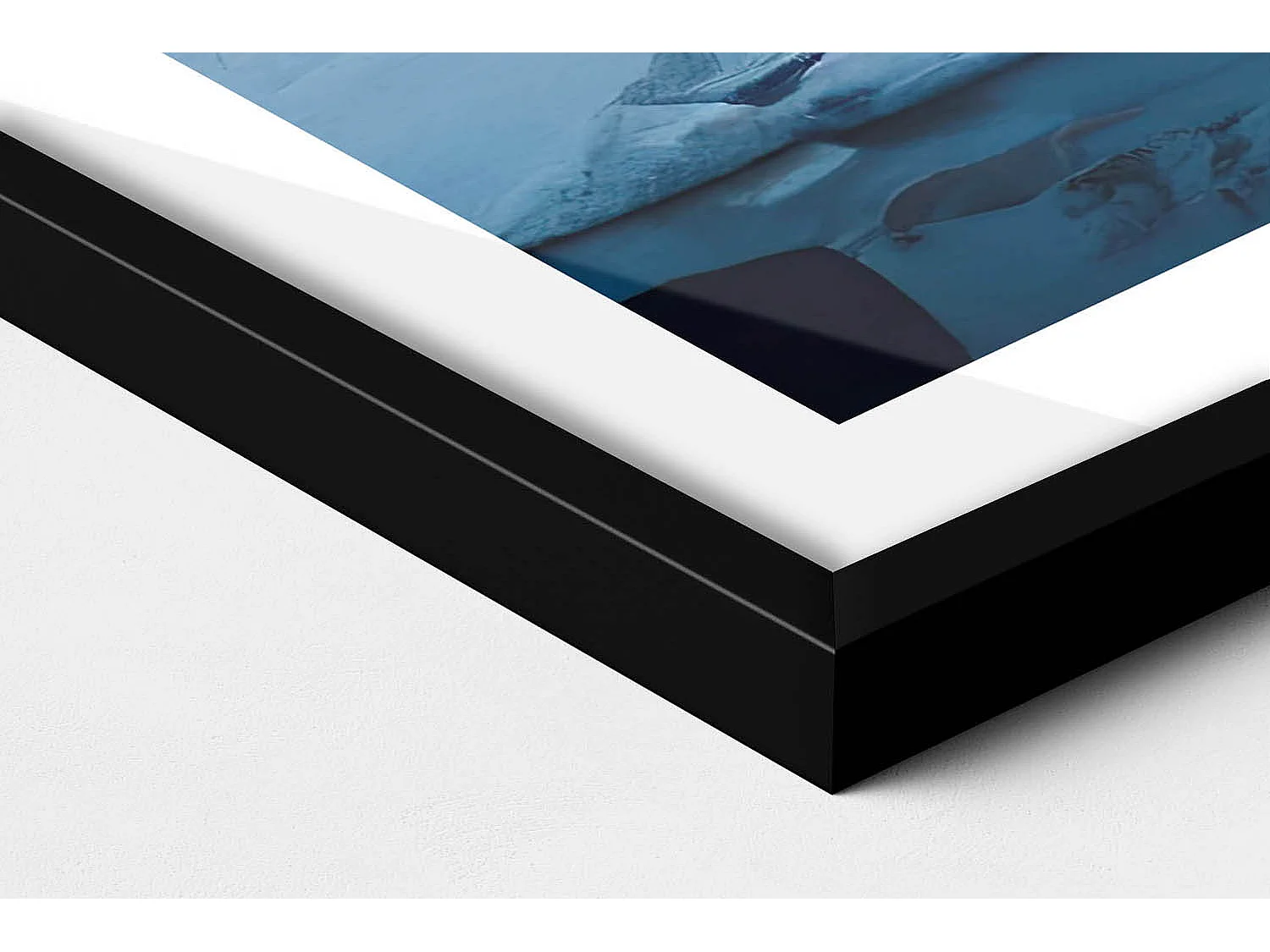 Dekoratives Gemälde mit schwarzem Rahmen, Zelt in den Bergen Islands 60 x 80 cm – Perfekt für das Wohn- oder Schlafzimmer