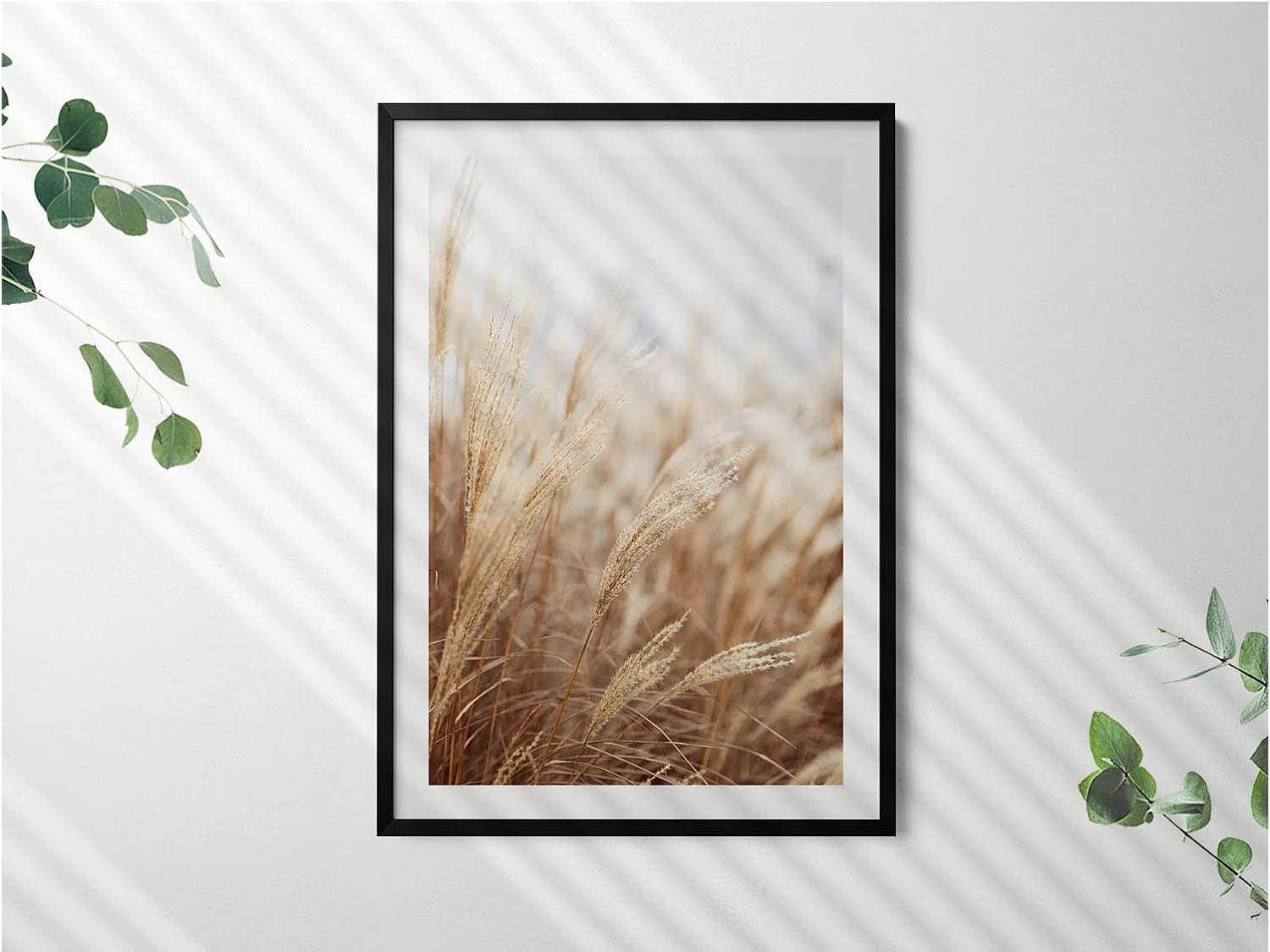 Tableau décoratif avec cadre noir, Céréales d'herbe de bohème nature 70 x 100 cm– Parfait pour le salon ou la chambre