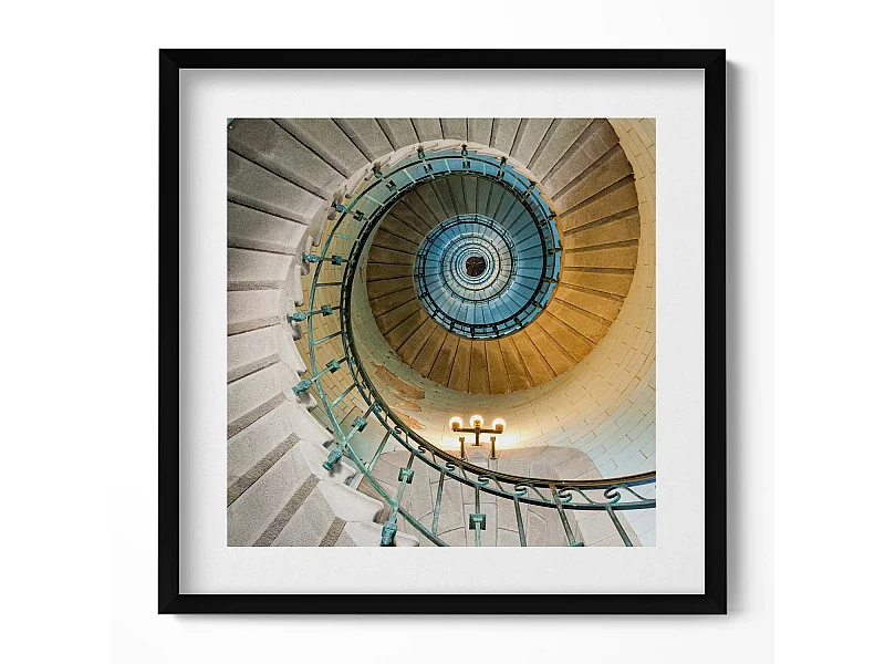 Decoratief schilderij met zwarte lijst, Wenteltrap 50 x 50 cm - Perfect voor de woon- of slaapkamer