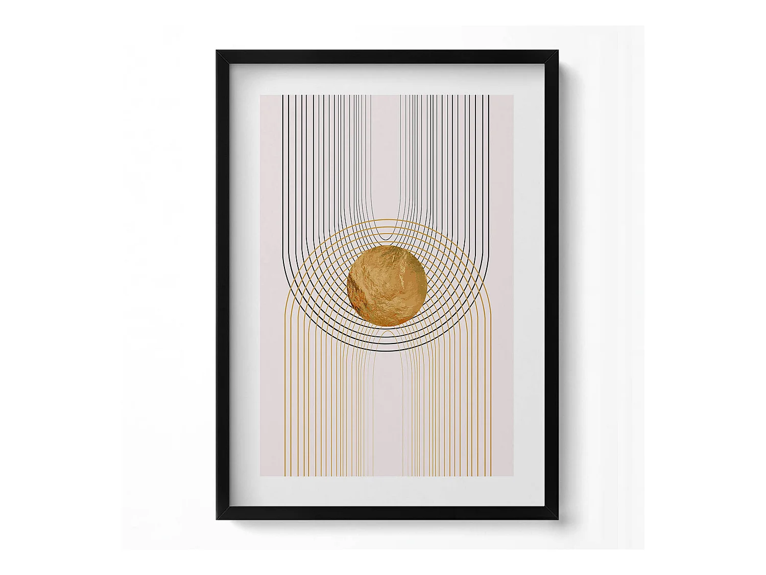 Tableau décoratif avec cadre noir, Formes dorées fluides sur fond beige 50 x 70 cm– Parfait pour le salon ou la chambre