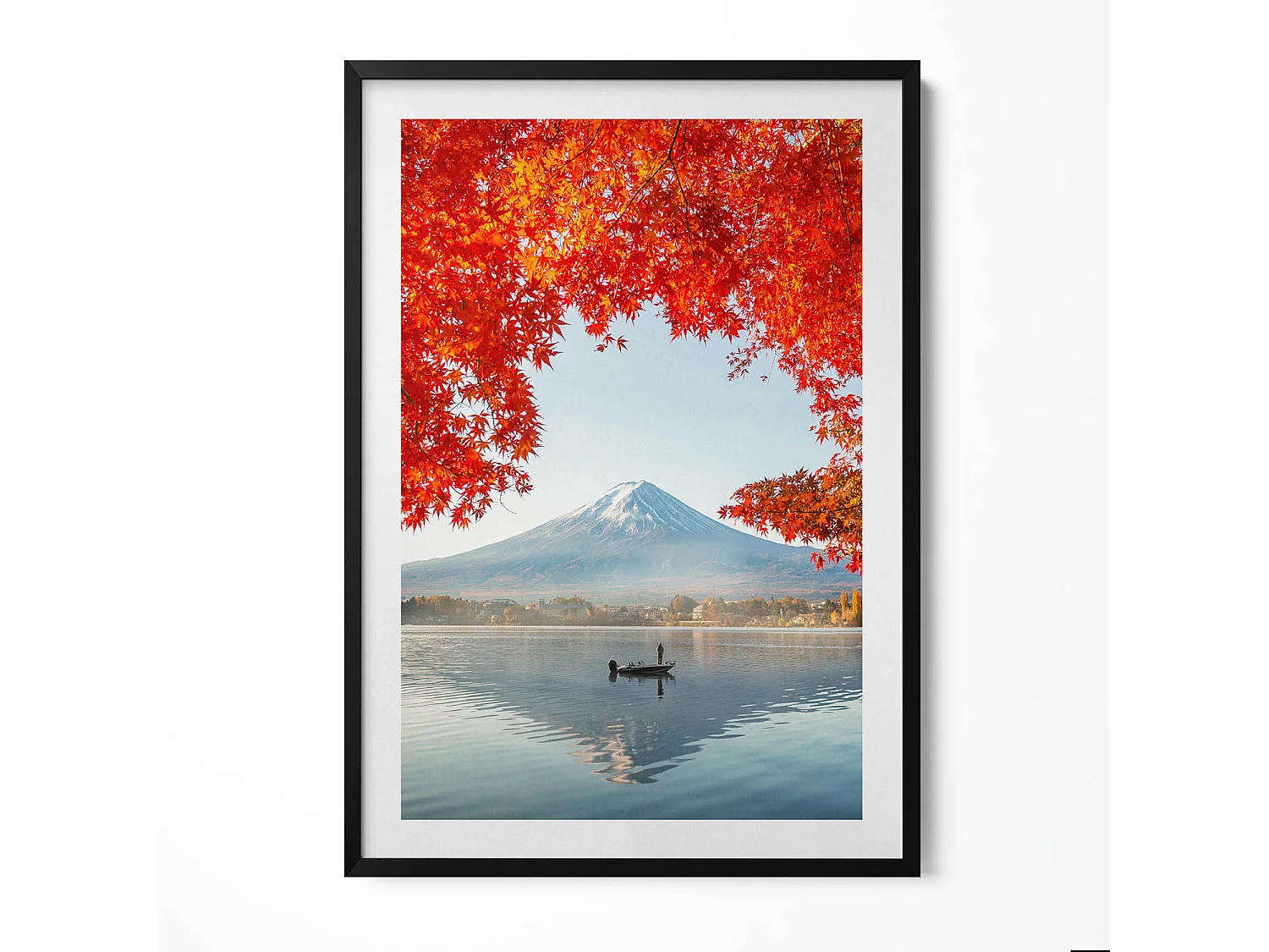 Tableau décoratif avec cadre noir, Paysage du Mont Fuji sous l'arbre rouge 70 x 100 cm– Parfait pour le salon ou la chambre
