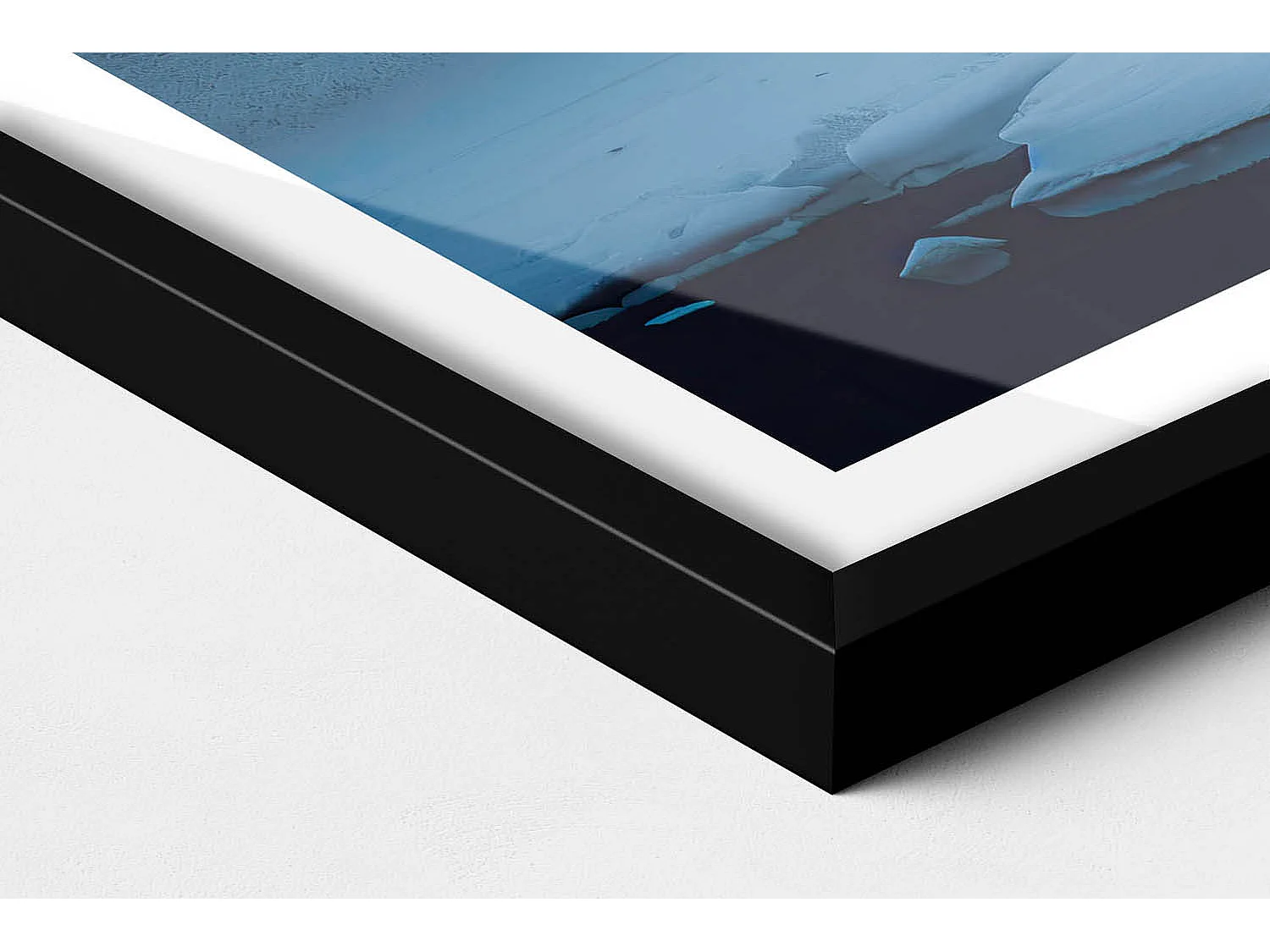 Dekoratives Gemälde mit schwarzem Rahmen, Zelt in den Bergen Islands 60 x 40 cm – Perfekt für das Wohn- oder Schlafzimmer