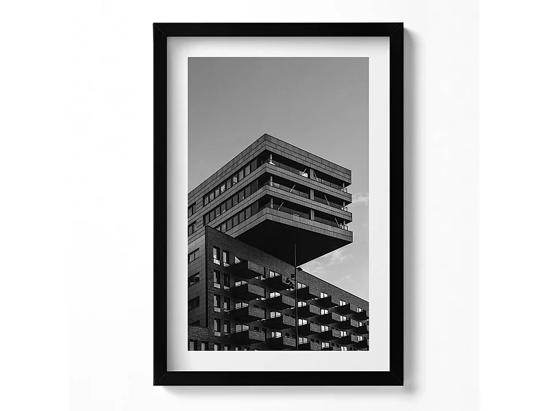 Dekoratives Gemälde mit schwarzem Rahmen, Architektur in Amsterdam 40 x 60 cm – Perfekt für das Wohn- oder Schlafzimmer