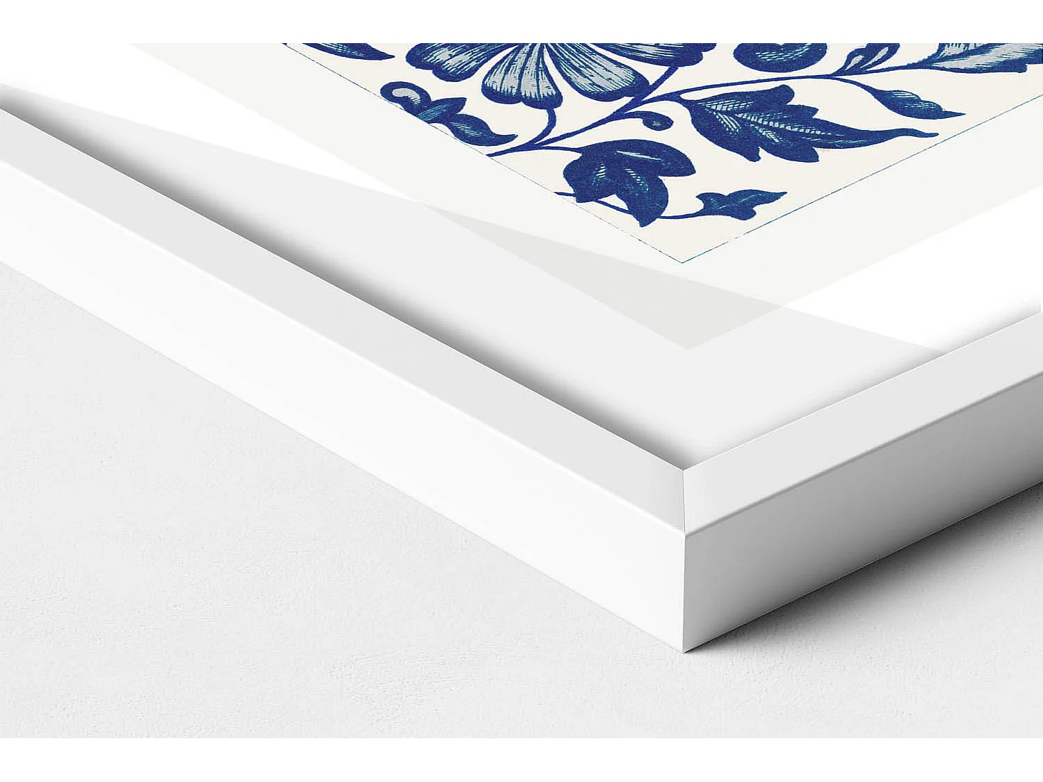 Dekoratives Gemälde mit weißem Rahmen, Vintage-Blumenmuster 50 x 70 cm – Perfekt für das Wohn- oder Schlafzimmer