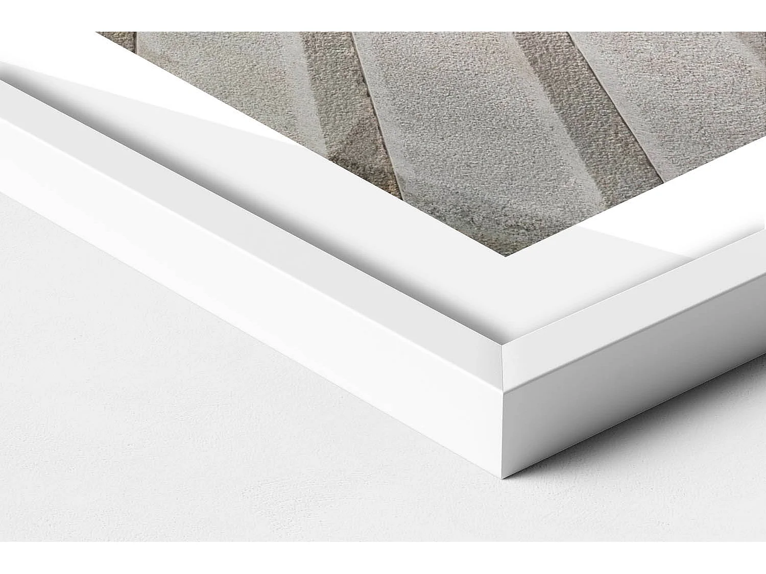 Dekoratives Gemälde mit weißem Rahmen, Wendeltreppe 50 x 70 cm – Perfekt für das Wohn- oder Schlafzimmer