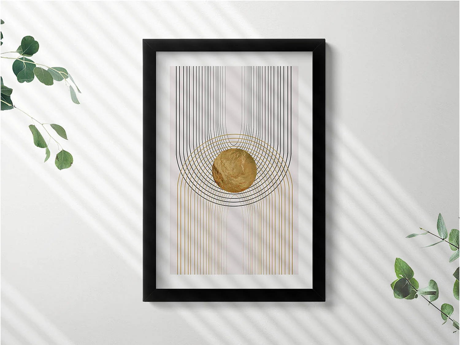 Quadro decorativo con cornice nera, Forme fluide dorate su fondo beige 20 x 30 cm - Perfetto per il soggiorno o la camera da letto