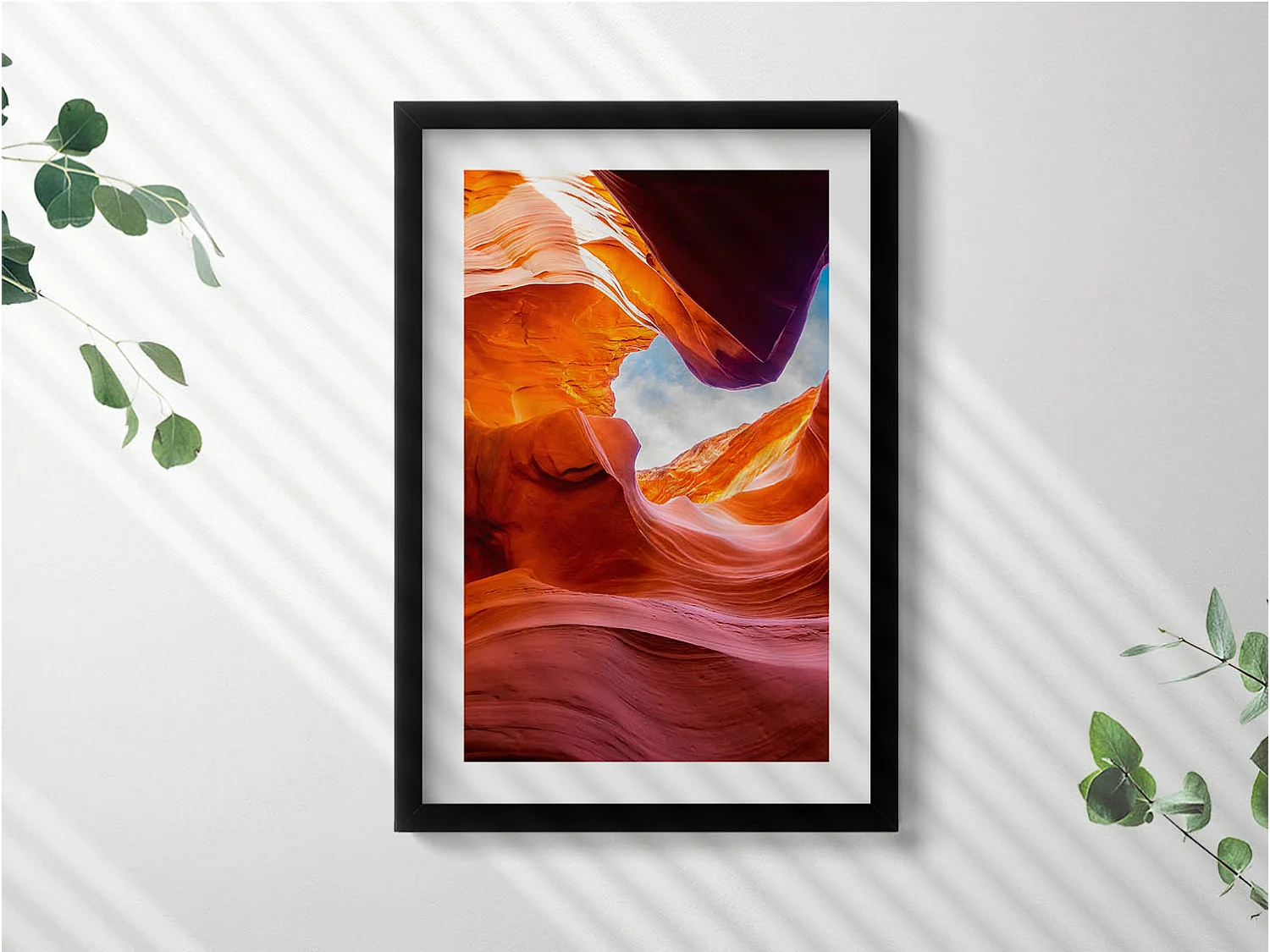 Quadro decorativo con cornice nera, Paesaggio roccioso del canyon 40 x 60 cm – Perfetto per il soggiorno o la camera da letto