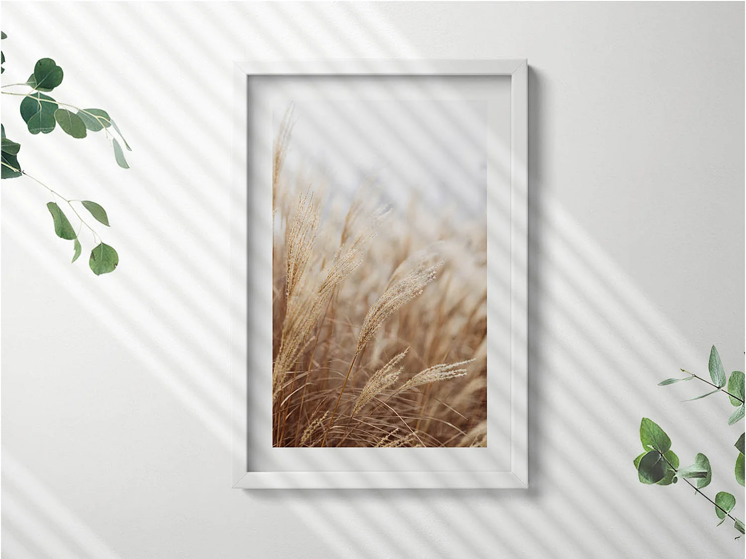 Tableau décoratif avec cadre blanc, Céréales d'herbe de bohème nature 40 x 60 cm– Parfait pour le salon ou la chambre