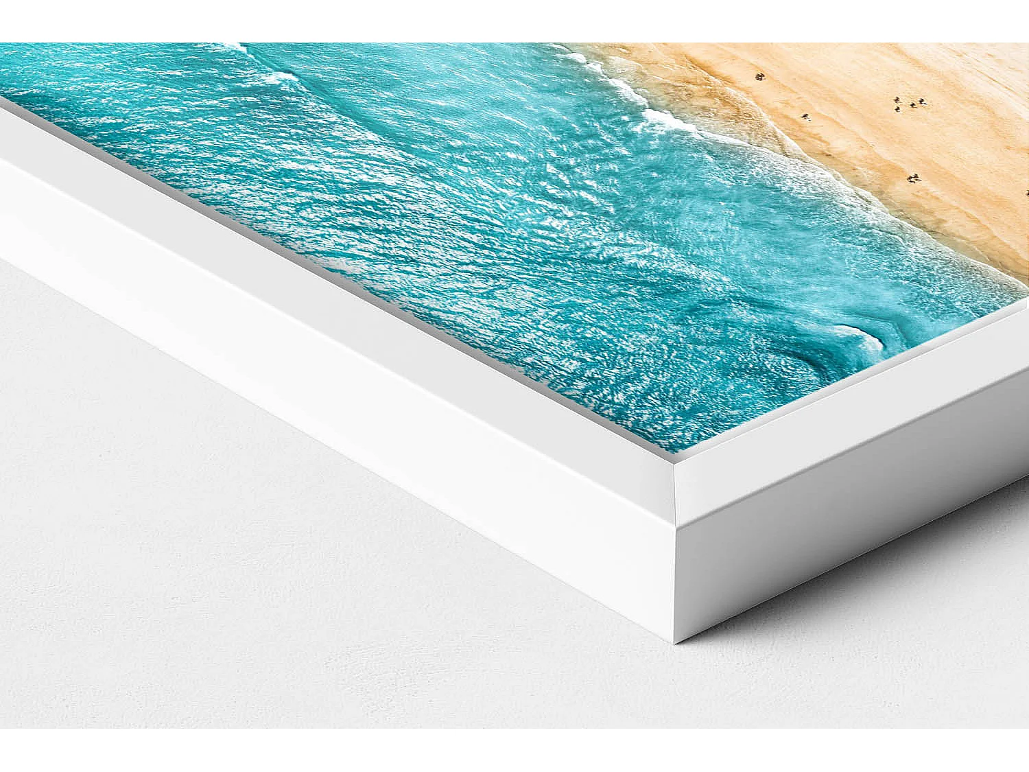 Tableau décoratif avec cadre blanc, Gens de la plage de la mer 20 x 30 cm – Parfait pour le salon ou la chambre