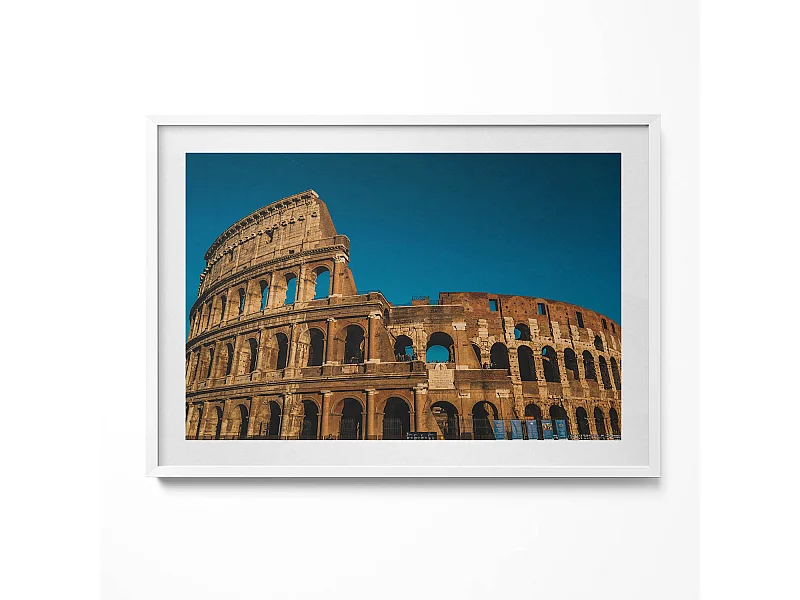Decoratief schilderij met witte lijst, Colosseum in Italië 100 x 70 cm – Perfect voor de woon- of slaapkamer